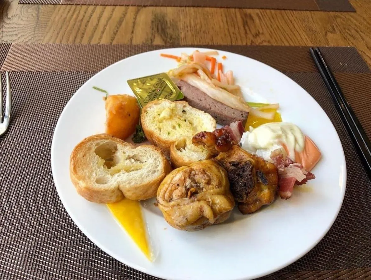 Dtx Hotel Нячанг