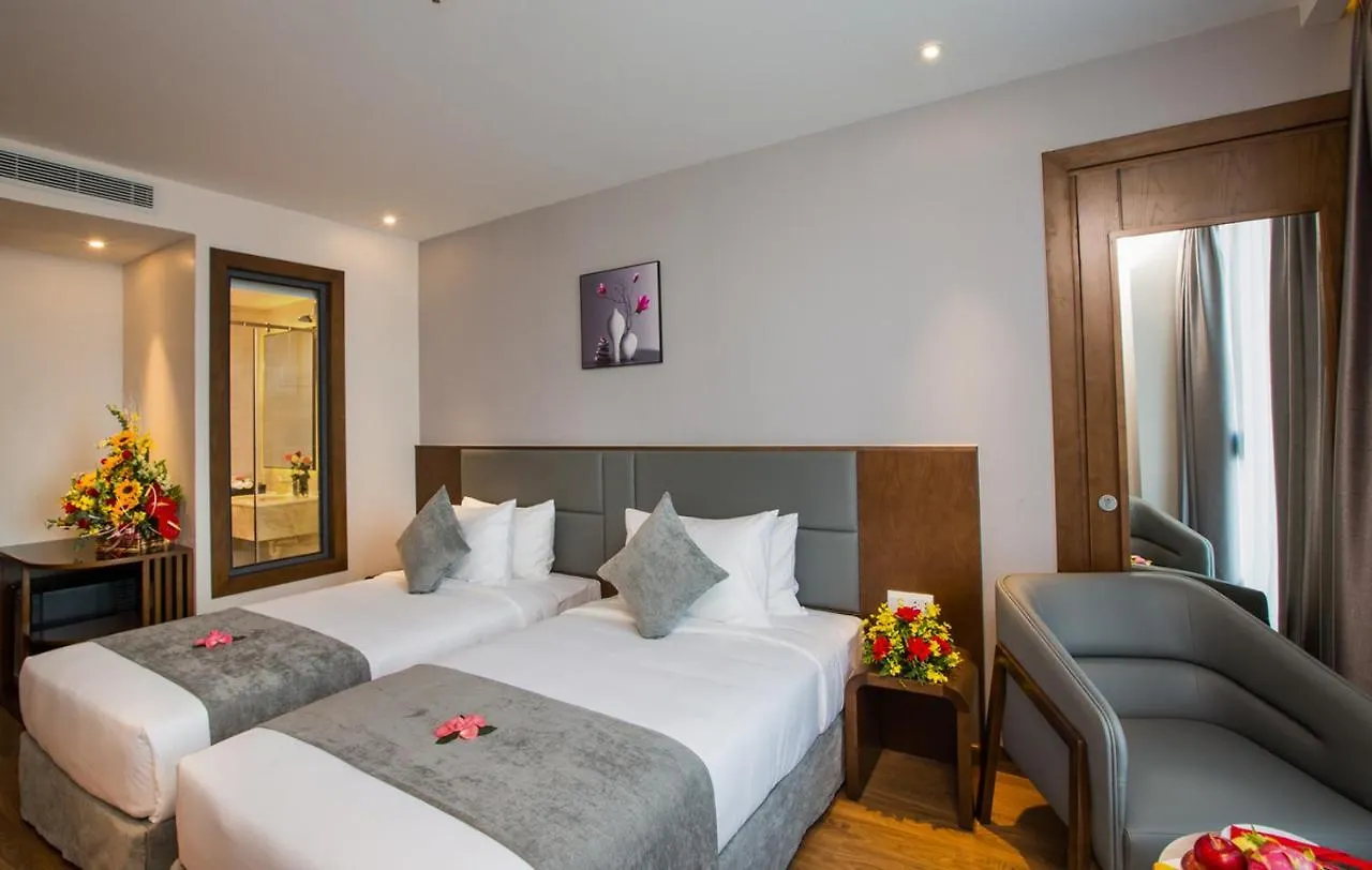 Dtx Hotel Нячанг 4*,